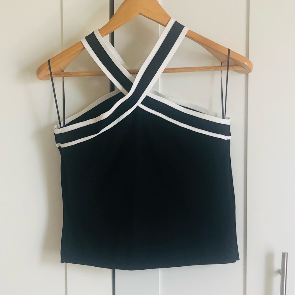 Sincerely Jules Black & White Crisscross Fitted Top - Picture 2 of 9